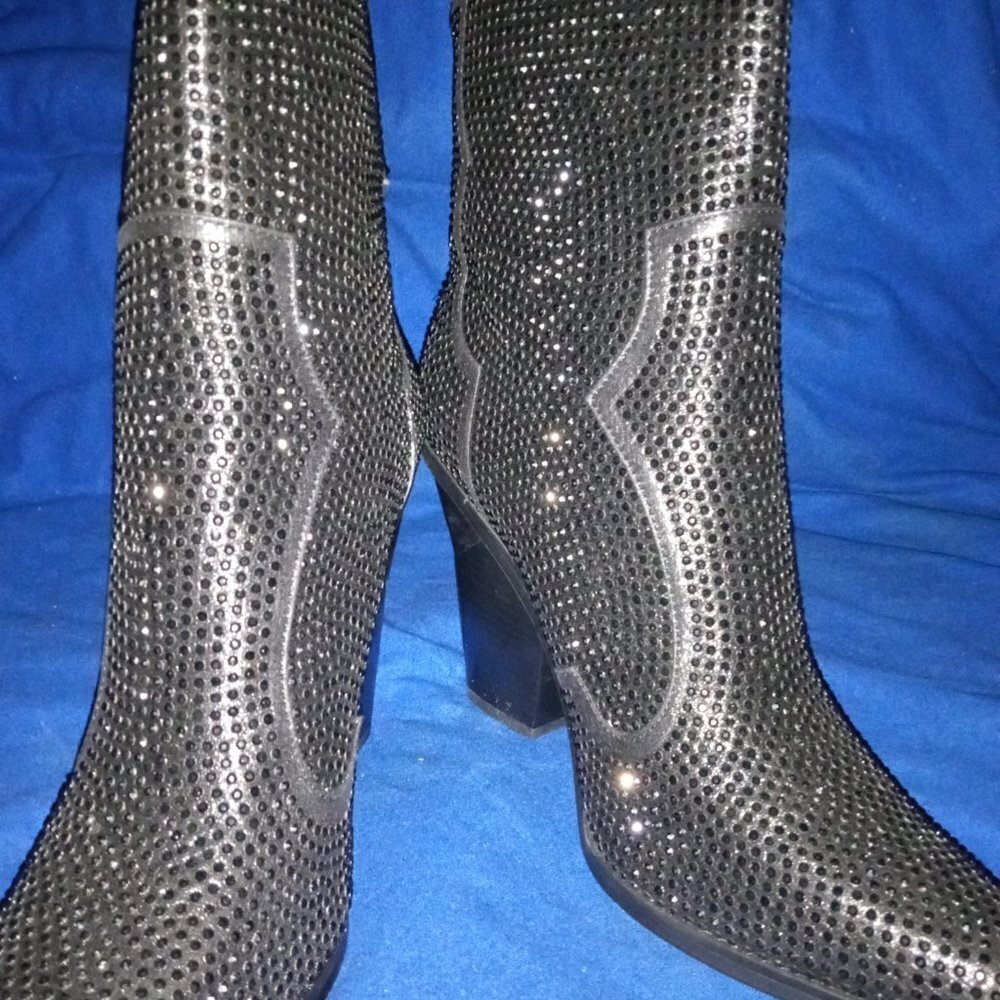 AZALEA WANG NOTHING BUT LOVE FOR YOU Rhinestone Boots ( BRAND NEW !!! ) - Picture 6 of 7